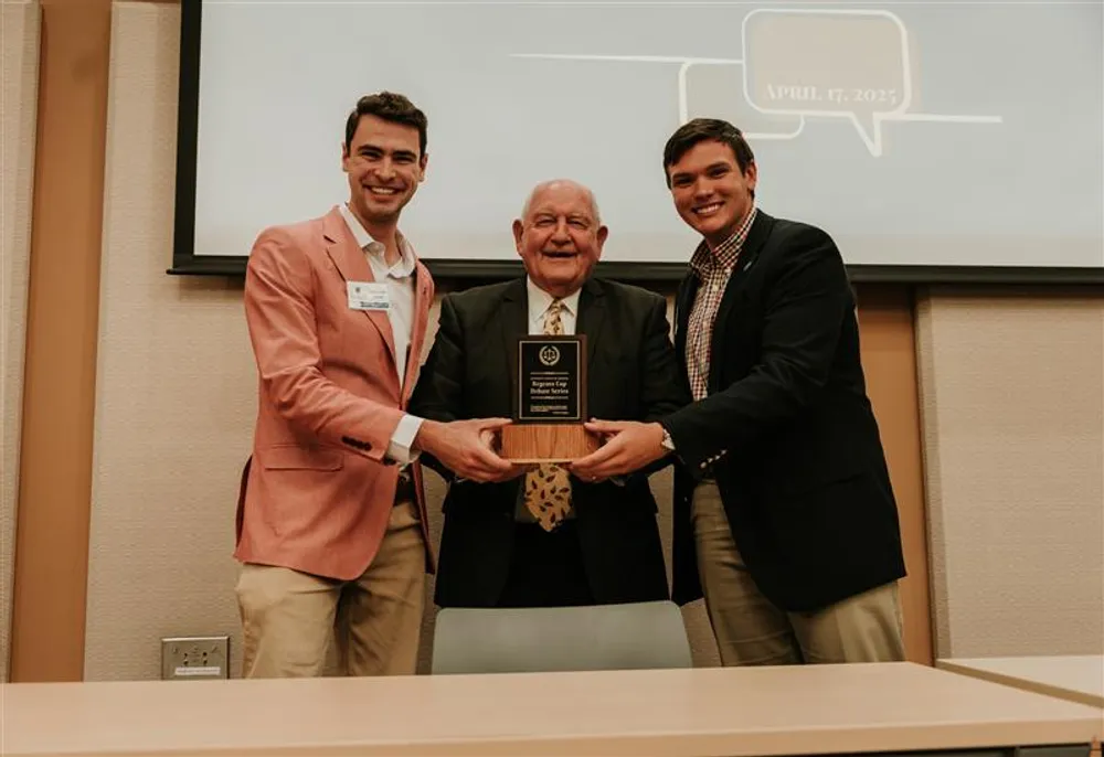 The winning team from University of Georgia with Chancellor Perdue.