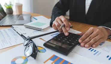 charts and a calculator